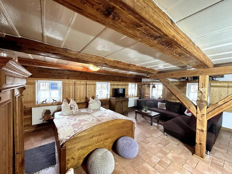 Rustikales Studio-Apartment Blockstube Im Haus Selma Großschönau Esterno foto